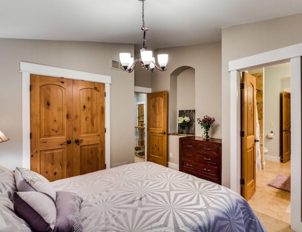 2228 Bluff St, Boulder, CO - Home Host Concierge
