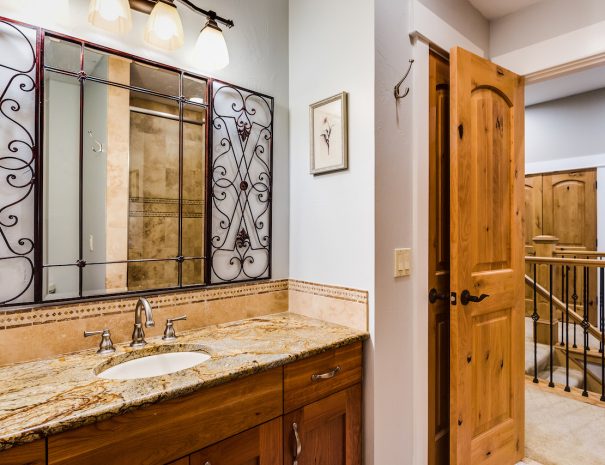 2228 Bluff St, Boulder, CO - Home Host Concierge